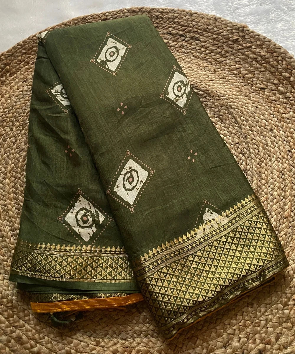 Graceful Green Saree for Occassions