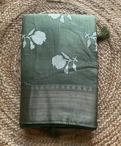 Women's Floral Print Saree Online