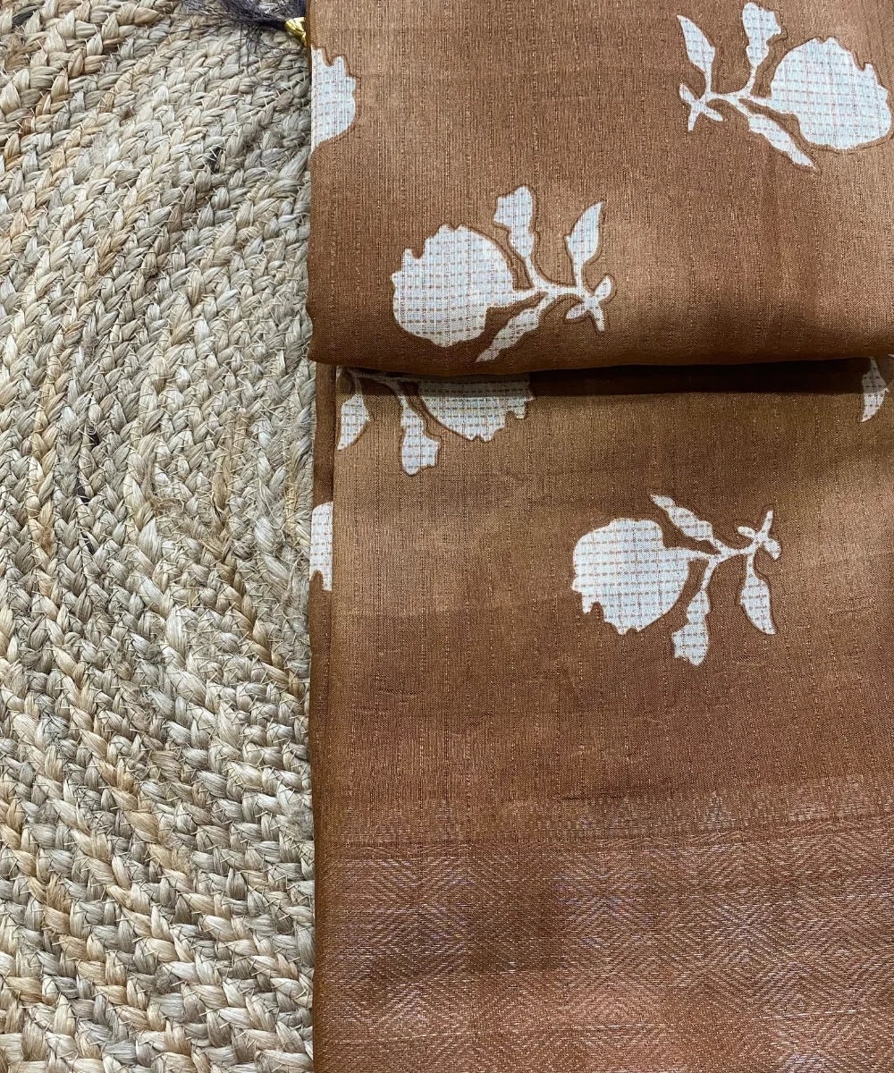 Floral Zari Border Saree