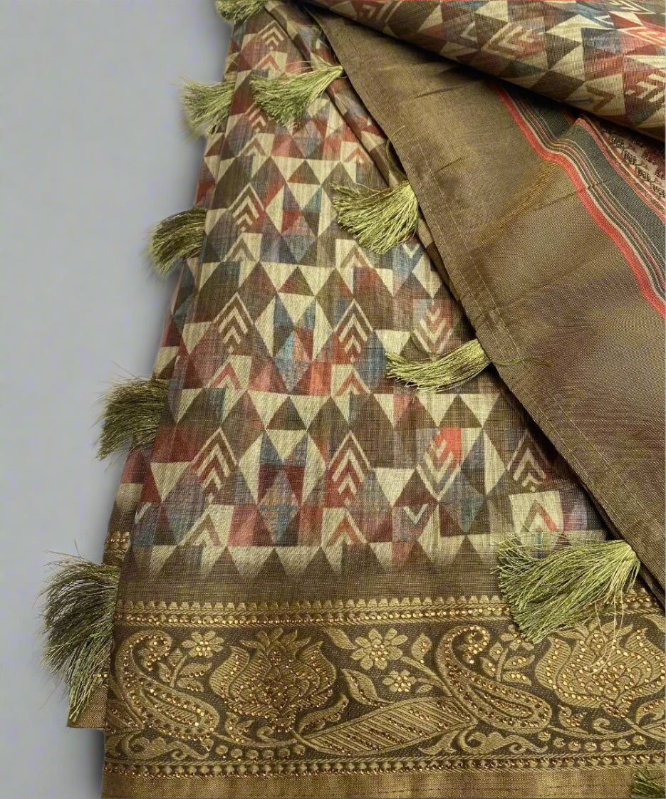 Green Geometric Print Saree