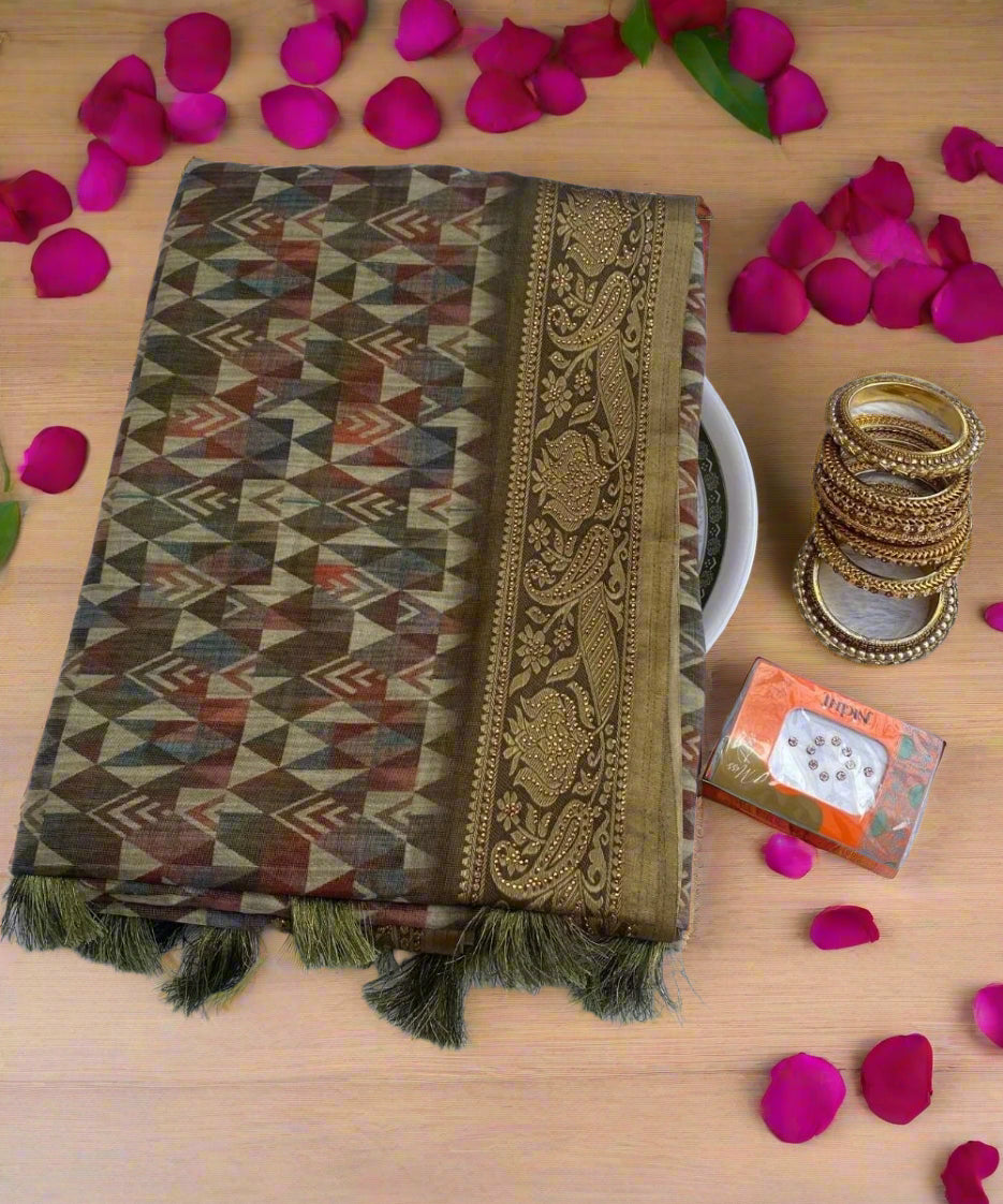 Green Geometric Print Saree