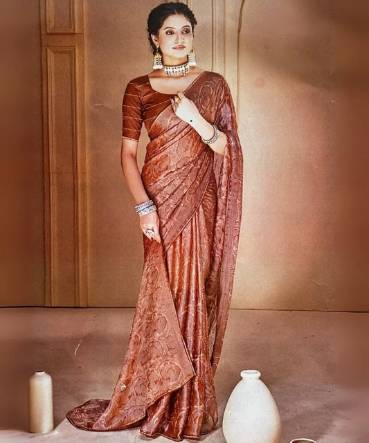 Chic Floral Print Saree